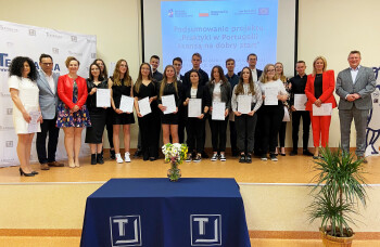 Uczniowie z "Teatralnej" odbyli praktyki zawodowe w Portugalii