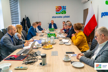 Spotkanie starosty pilskiego z burmistrzami i wójtami  