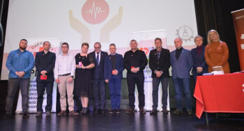 Odznaki dla honorowych krwiodawców. Gratulujemy
