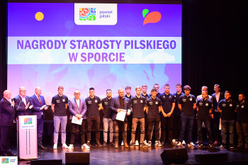 Wręczenie nagród Starosty Pilskiego za osiągnięcia sportowe 
