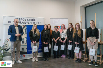 Konkurs na urządzenie zieleni na skrzyżowaniu w Róży Wielkiej