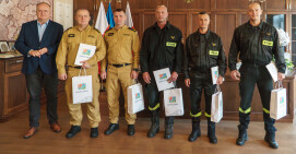 Gratulacje dla pilskich strażaków z grupy ratownictwa wodnego