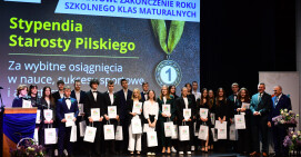 Pożegnanie maturzystów i wręczenie stypendiów Starosty Pilskiego
