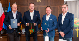 Powiat Pilski wspiera klub żużlowy Polonia Piła