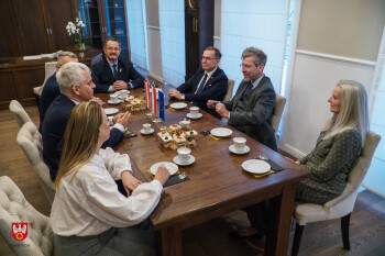 Ambasador Republiki Austrii w Pile 
