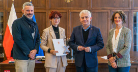 Gratulacje dla wybitnej uczennicy Zuzanny Kassner i jej rodziców