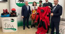 Skafander z kamizelką ratunkową dla druhów z OSP w Dźwiersznie 