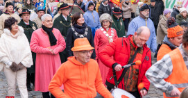 Tłumy Pilan na Orszaku Trzech Króli