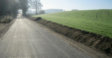 Zakończone remonty dróg w Dębówku Nowym i Tarnowie 
