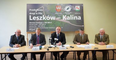 Droga z Leszkowa do Kaliny będzie jak nowa! To efekt współpracy Powiatu z Miastem i Lasami Państwowymi