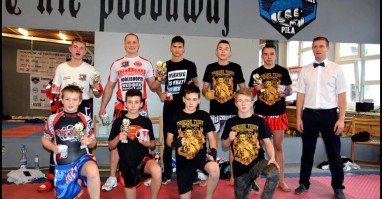 Młodzi kickbokserzy uczcili pamięć Tadeusza Pietrzykowskiego