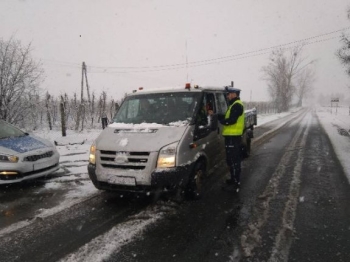 Akcja na drogach powiatu: policjanci skontrolowali 800 kierowców 