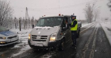 Akcja na drogach powiatu: policjanci skontrolowali 800 kierowców 