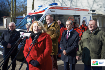 Nowy ambulans dla szpitala w Wyrzysku 