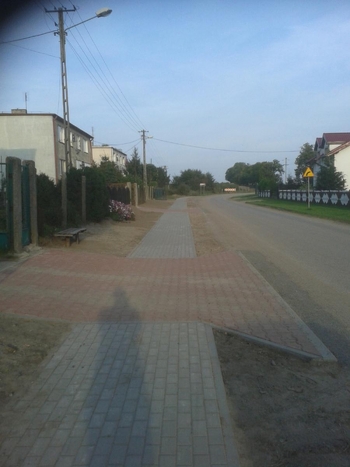 Nowe chodniki w Topoli i Młotkowie