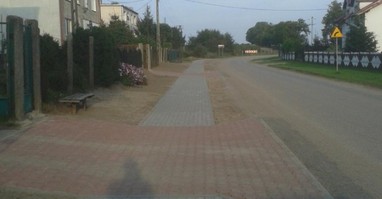 Nowe chodniki w Topoli i Młotkowie