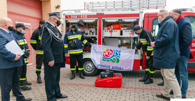 Strażacka uroczystość OSP w Skrzatuszu 