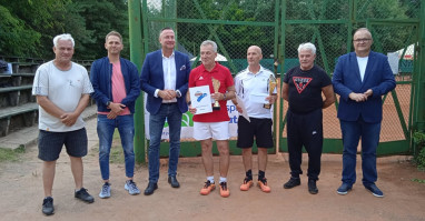 Turniej tenisowy "Fish-Cup" przy wsparciu Powiatu Pilskiego 