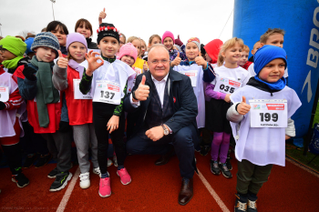 Ponad 400 dzieci na sportowo uczciło Narodowe Święto Niepodległości